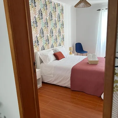 Apartment Square *