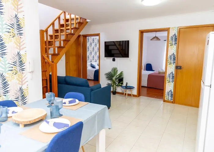 Square Povoacao (Sao Miguel)